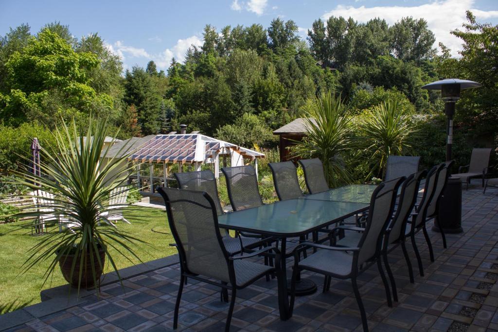 Genelle House B&B Guest House Exterior foto